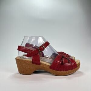 Dansko Season Red Strappy Wedge Sandals 9805262200 Women's Size US 7.5 EU 38